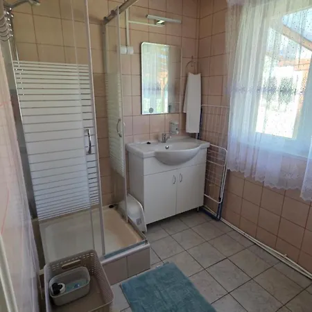 Vacsacsi Vendeghaz Apartment