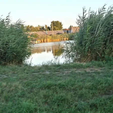 Vacsacsi Appartamento Berekfürdő