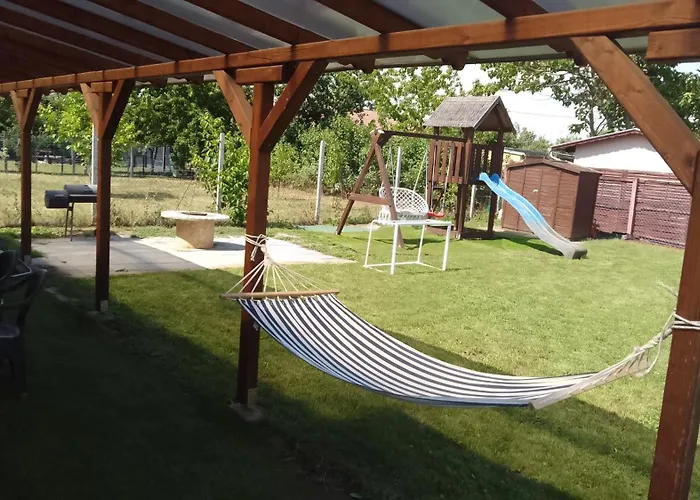 Apartament Vacsacsi Vendeghaz Berekfürdő