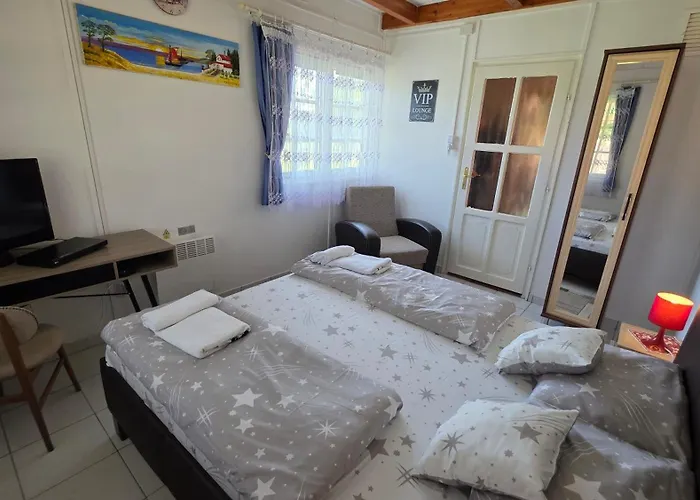 Vacsacsi Vendeghaz Apartament Berekfürdő